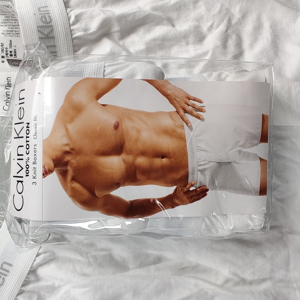 🟢NWOT Calvin Klein 3 pack boxers